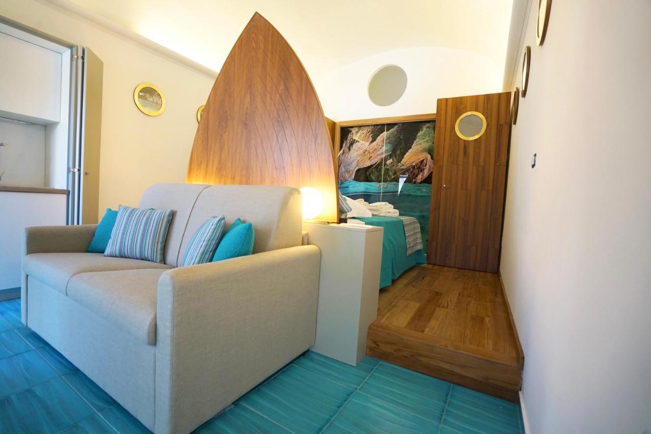 Grotta Verde Luxury Suite By Caprirooms Esterno foto